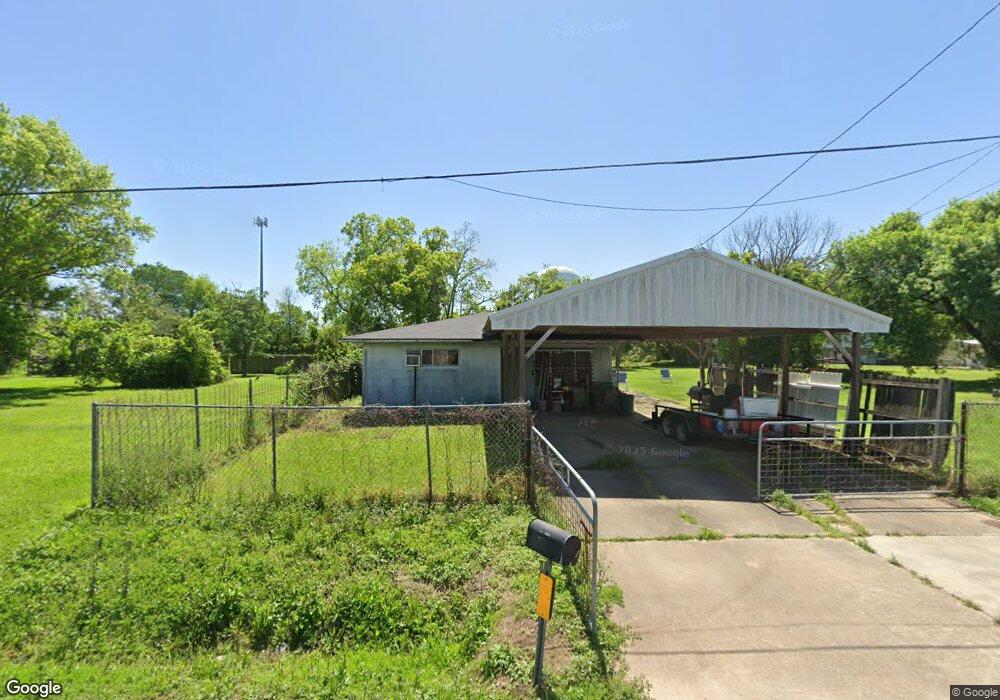 1512 Austin St, Bay City, TX 77414 - photo 1