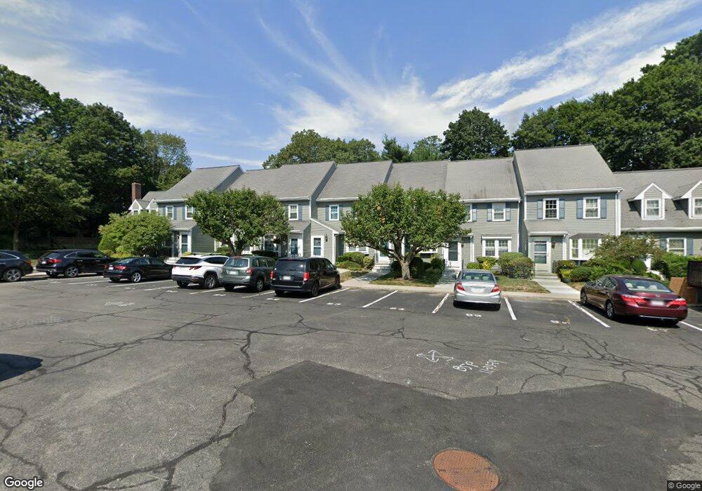 20 Washington Green, East Walpole, MA 02032 - photo 1