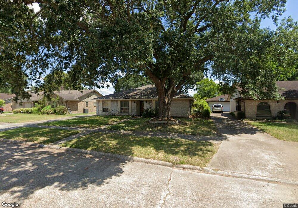 9923 Kirkdale Dr, Houston, TX 77089 - photo 1