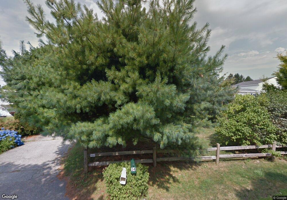 34 Berkeley Ct, Middletown, RI 02842 - photo 1