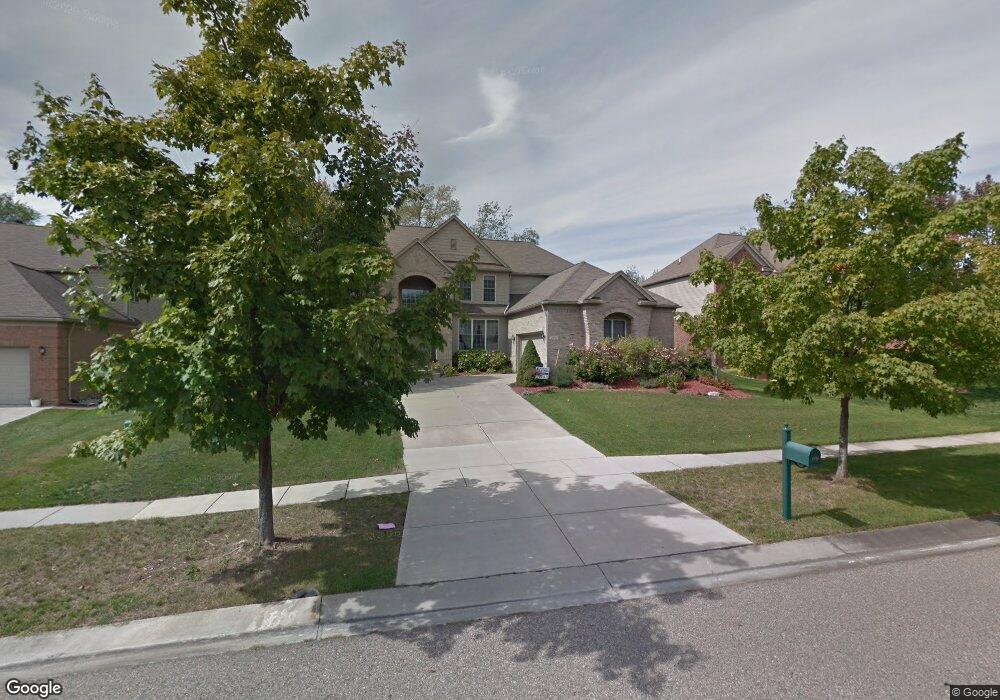 4570 Middledale Rd S, West Bloomfield, MI 48323 - photo 1