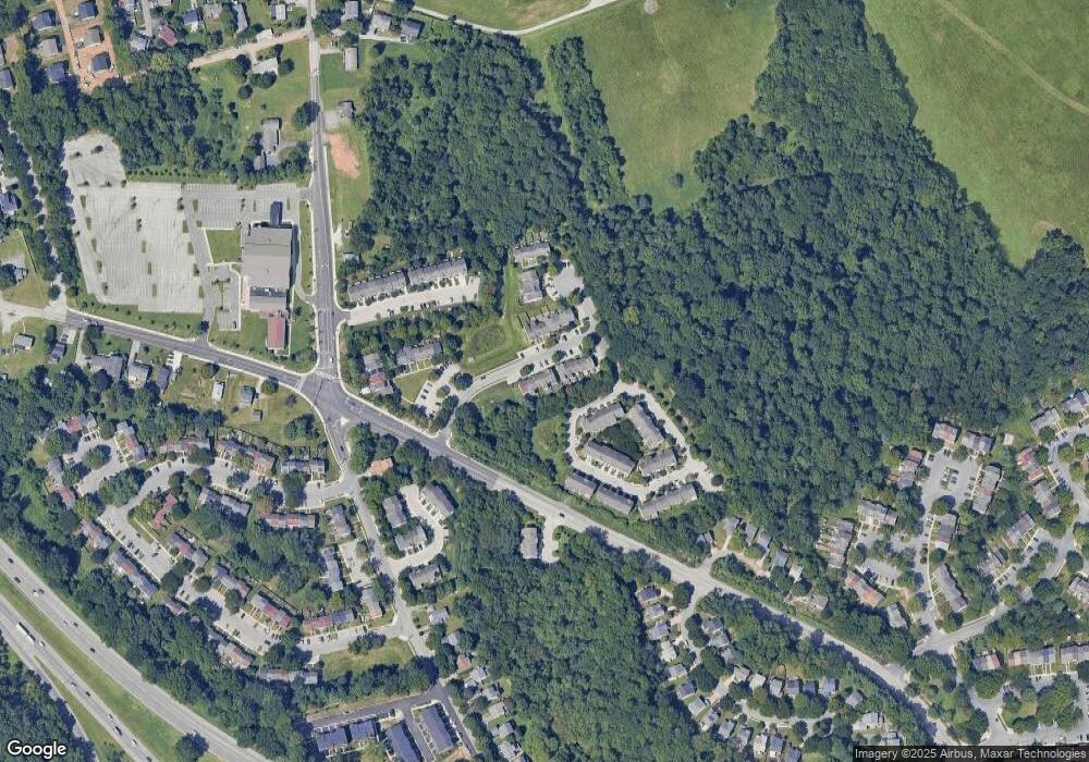 9536 Oakhurst Dr, Columbia, MD 21046 - photo 1