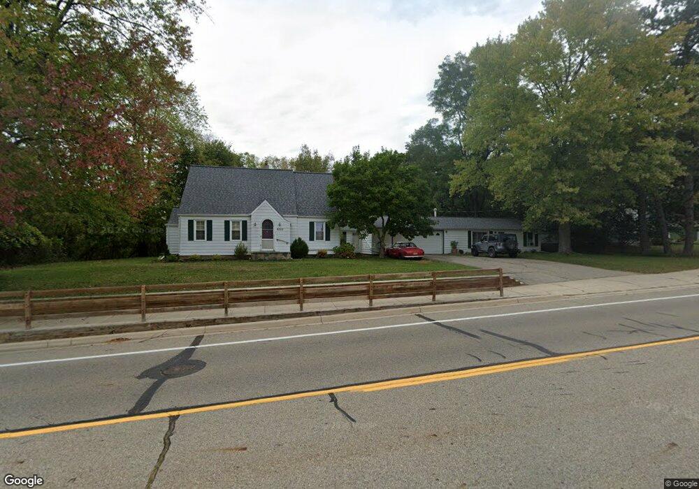 6220 W Willow Hwy, Lansing, MI 48917 - photo 1