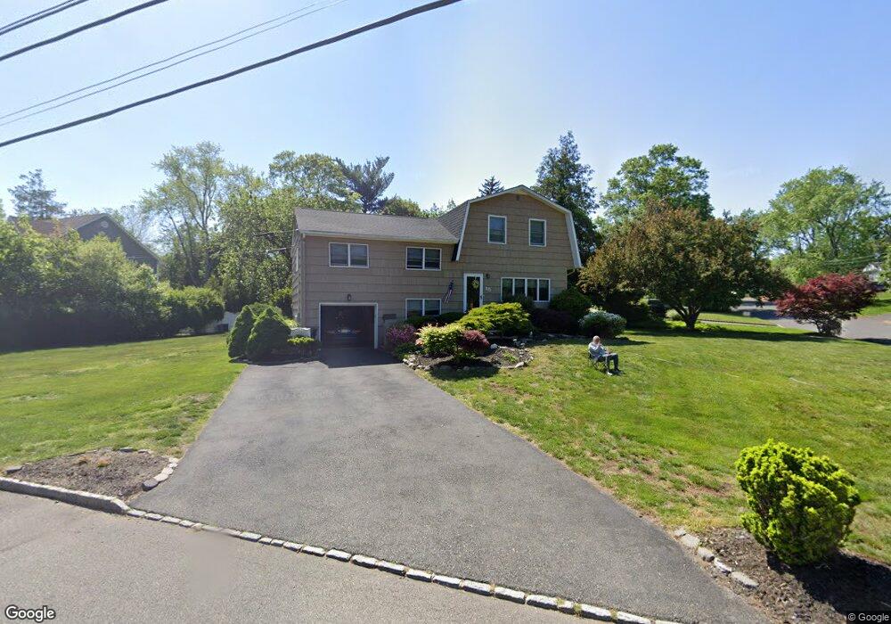 15 Leslie Ave, Florham Park, NJ 07932 - photo 1