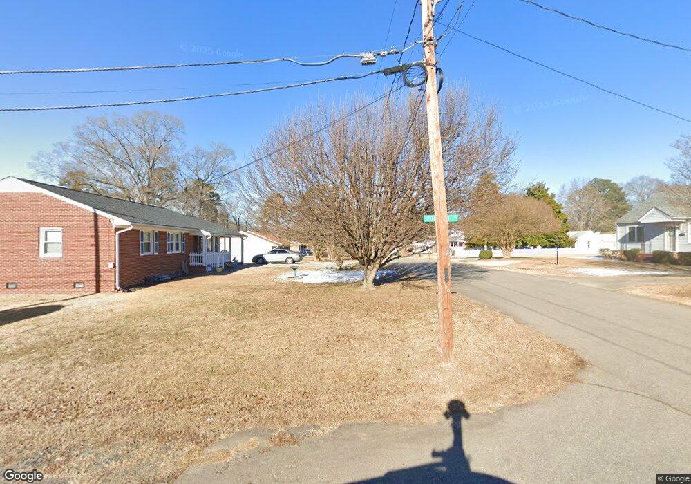 1407 Forest St, Roanoke Rapids, NC 27870 - photo 1