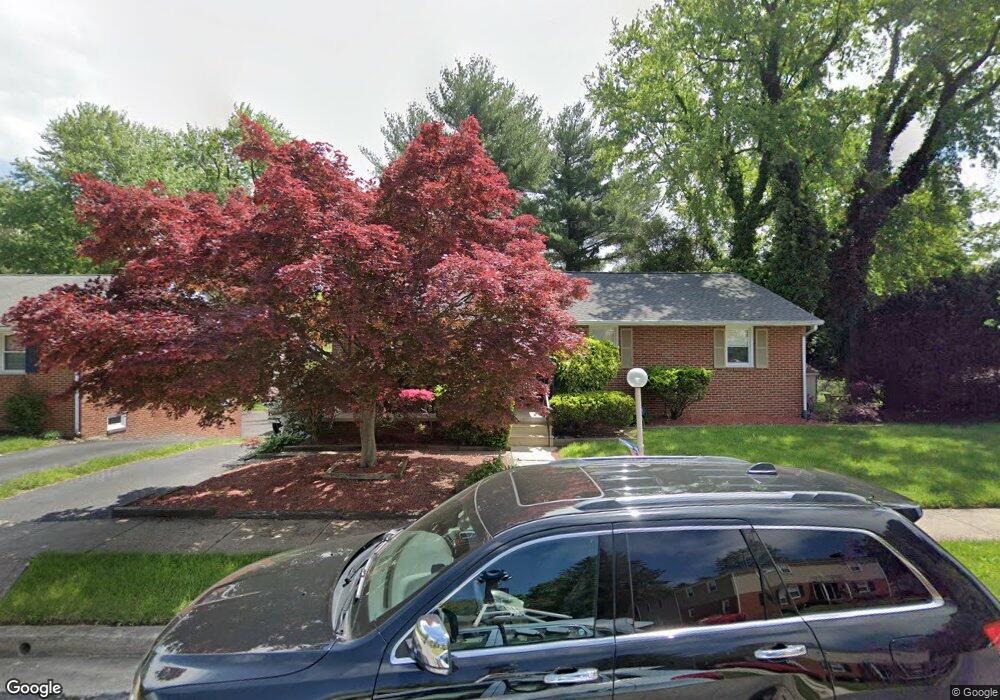 6727 Collinsdale Rd, Parkville, MD 21234 - photo 1