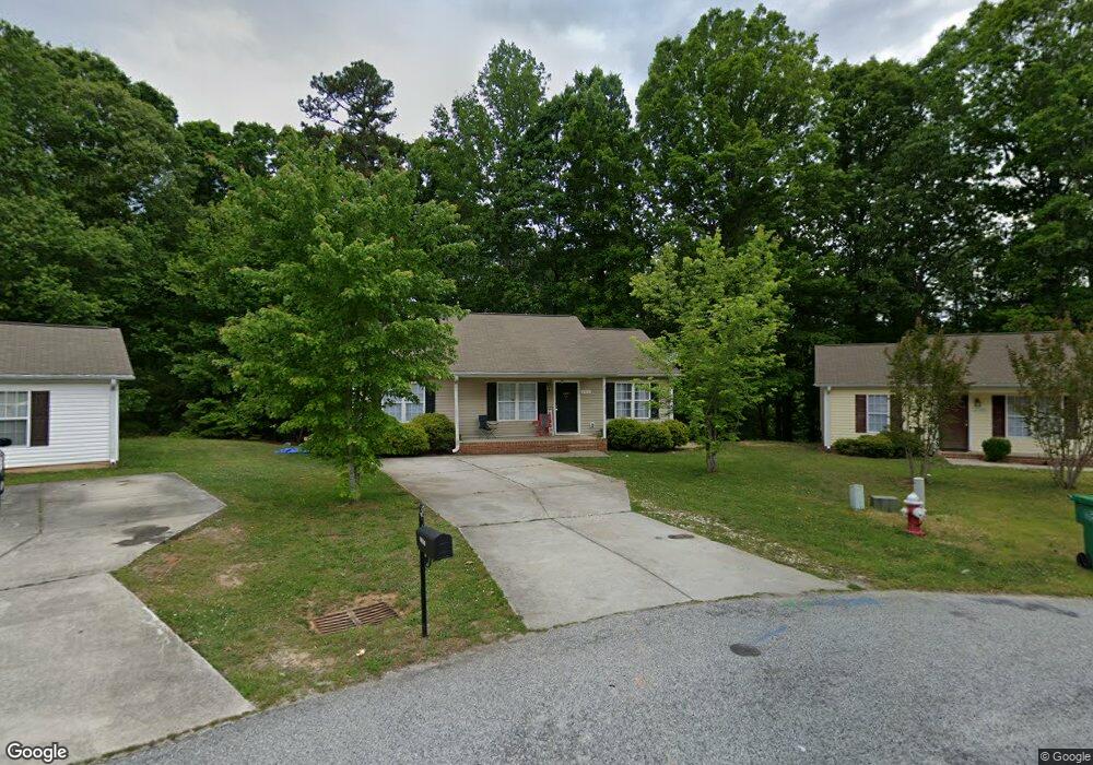 2502 Eight Oaks Dr, High Point, NC 27263 - photo 1