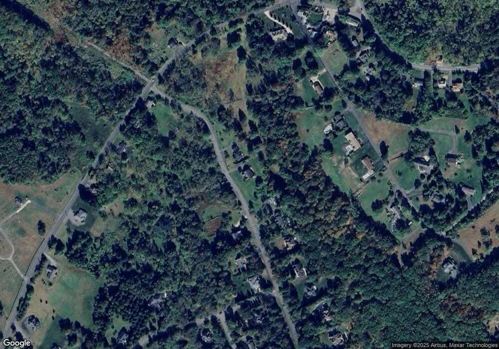 36 Sarah Dr, Shavertown, PA 18708 - photo 1