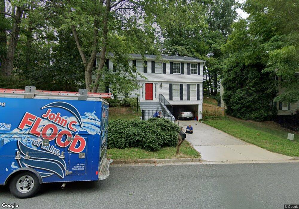 15329 Edgehill Dr, Dumfries, VA 22025 - photo 1