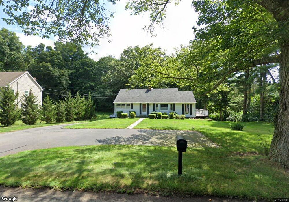 1039 Hoop Pole Rd, Guilford, CT 06437 - photo 1