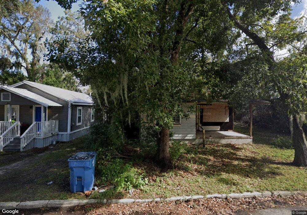 2422 Wolfe St, Brunswick, GA 31520 - photo 1
