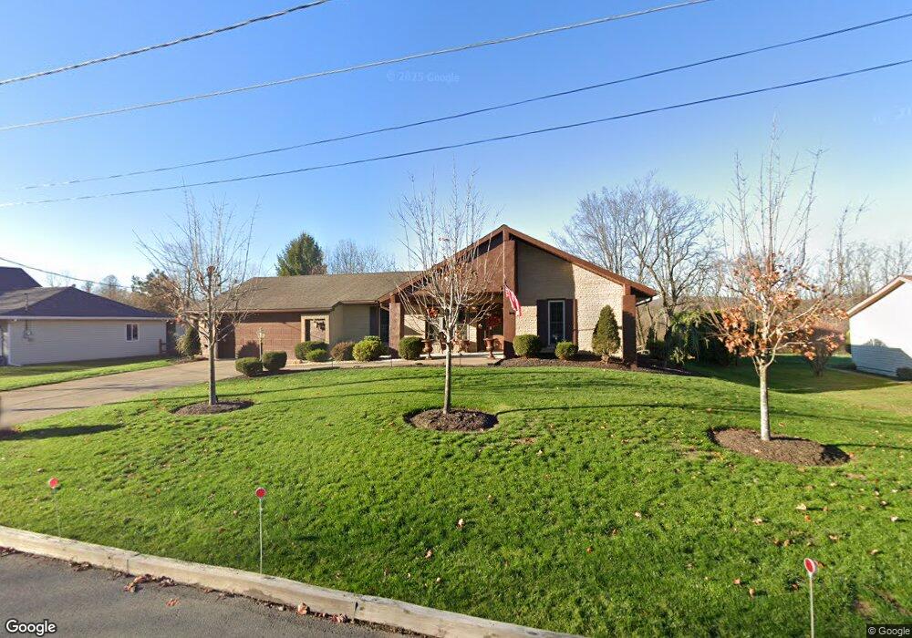 1147 Chestnut St, Nanticoke, PA 18634 - photo 1