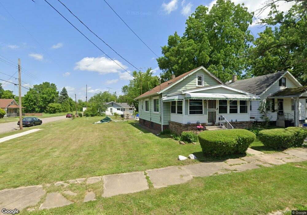 901 Pingree Ave, Flint, MI 48503 - photo 1