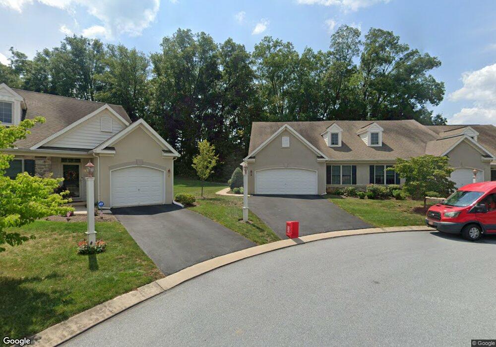 8 Pitt Ct, Lancaster, PA 17602 - photo 1