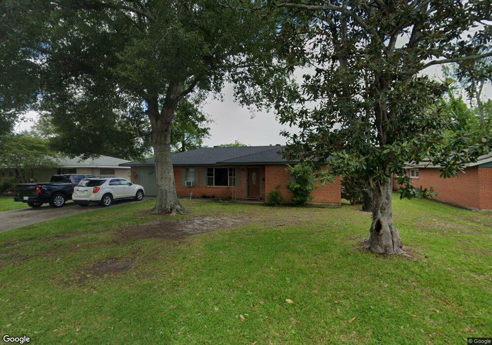 215 Beauregard St, Lake Charles, LA 70605 - photo 1