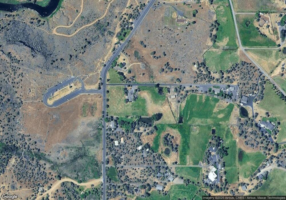 9740 NE Crooked River Dr, Terrebonne, OR 97760 - photo 1