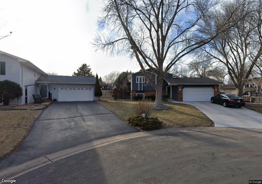 9839 Lancaster Ln N, Maple Grove, MN 55369 - photo 1