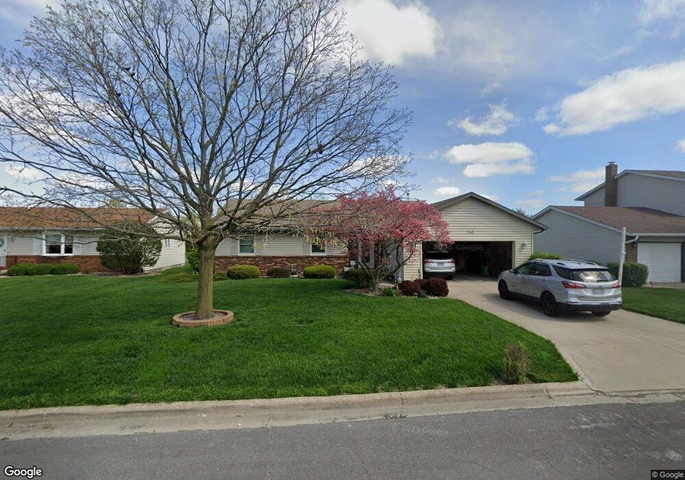 260 Heritage Ave, Lincoln, IL 62656 - photo 1