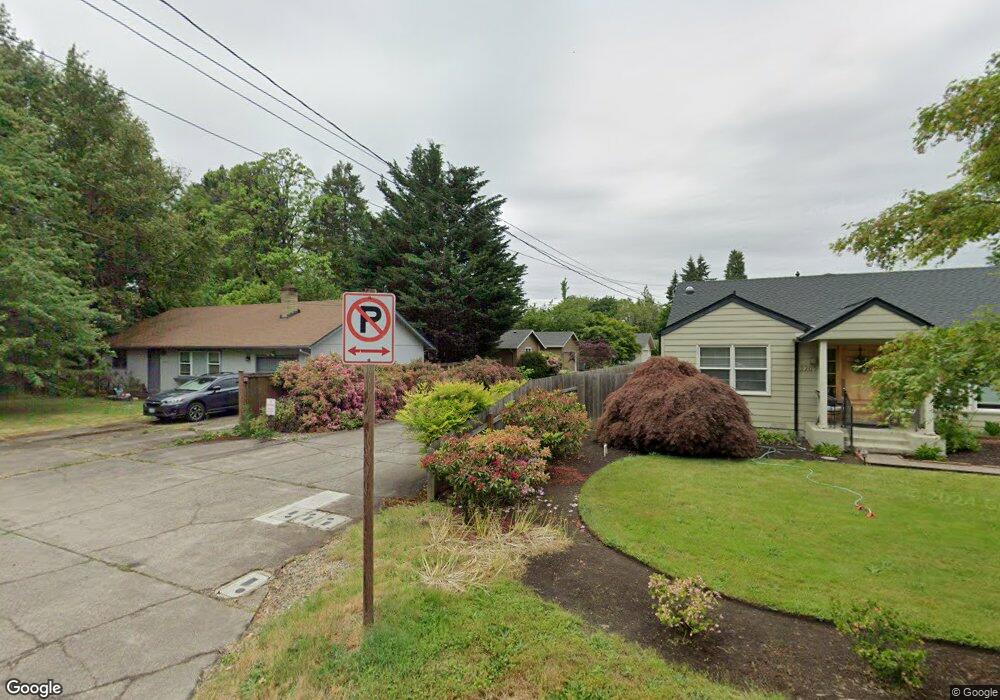 2203 Jeppesen Acres Rd, Eugene, OR 97401 - photo 1