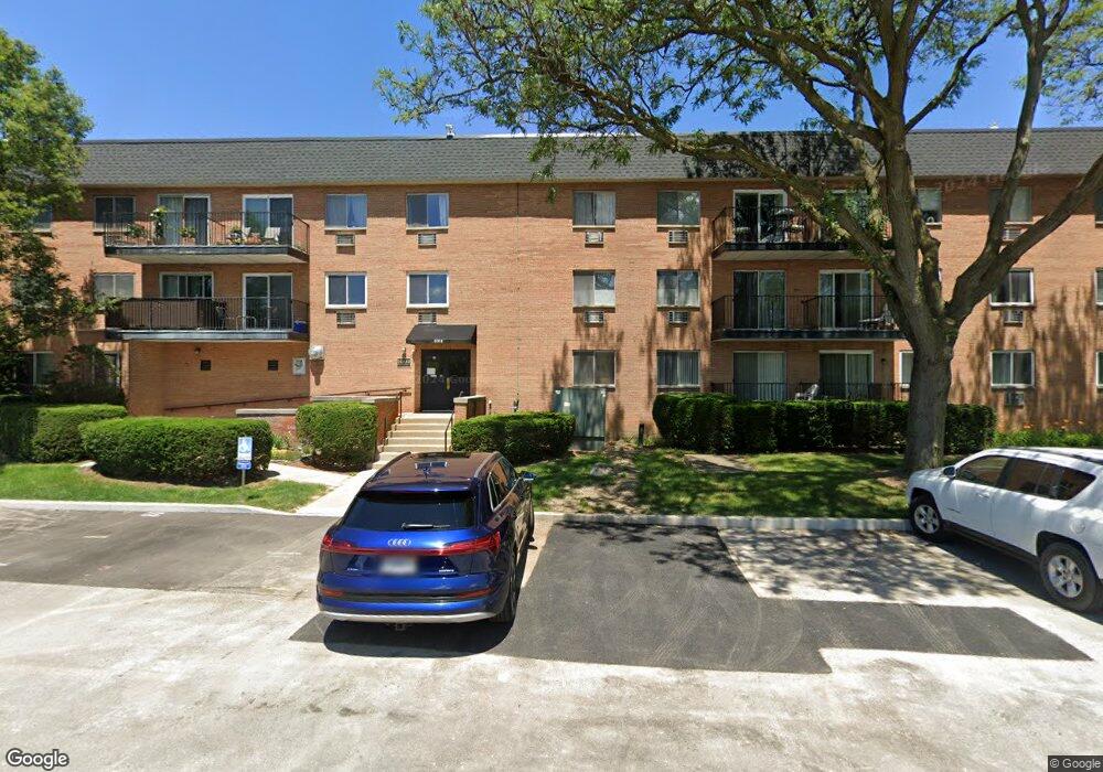 1004 N Mill St unit 5P16, Naperville, IL 60563 - photo 1