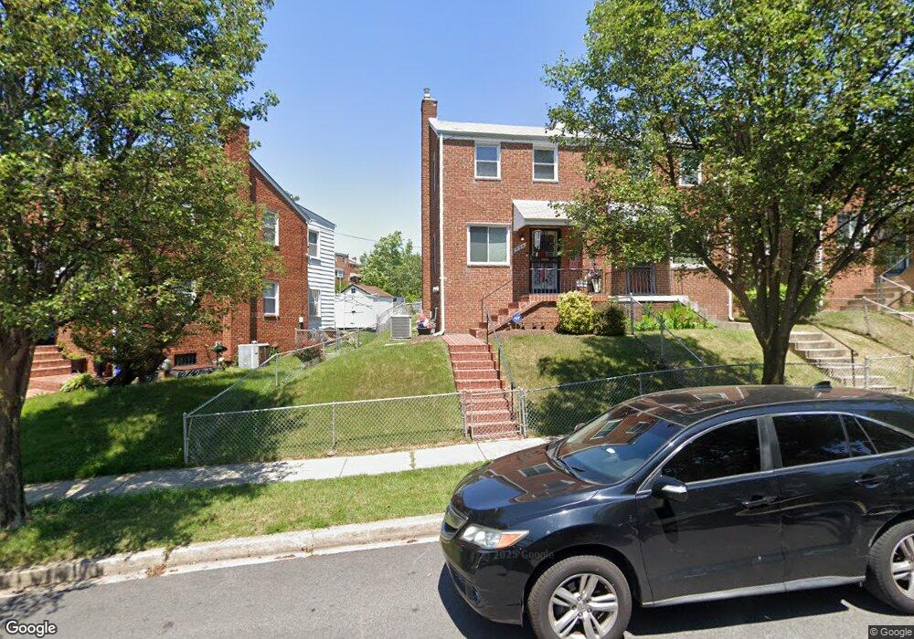 706 Hilltop Terrace SE, Washington, DC 20019 - photo 1