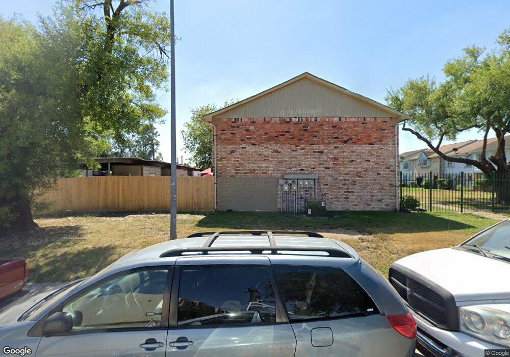 176 Goodson Dr unit 176, Houston, TX 77060 - photo 1