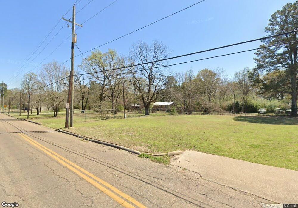 827 Tucker St, Texarkana, TX 75501 - photo 1