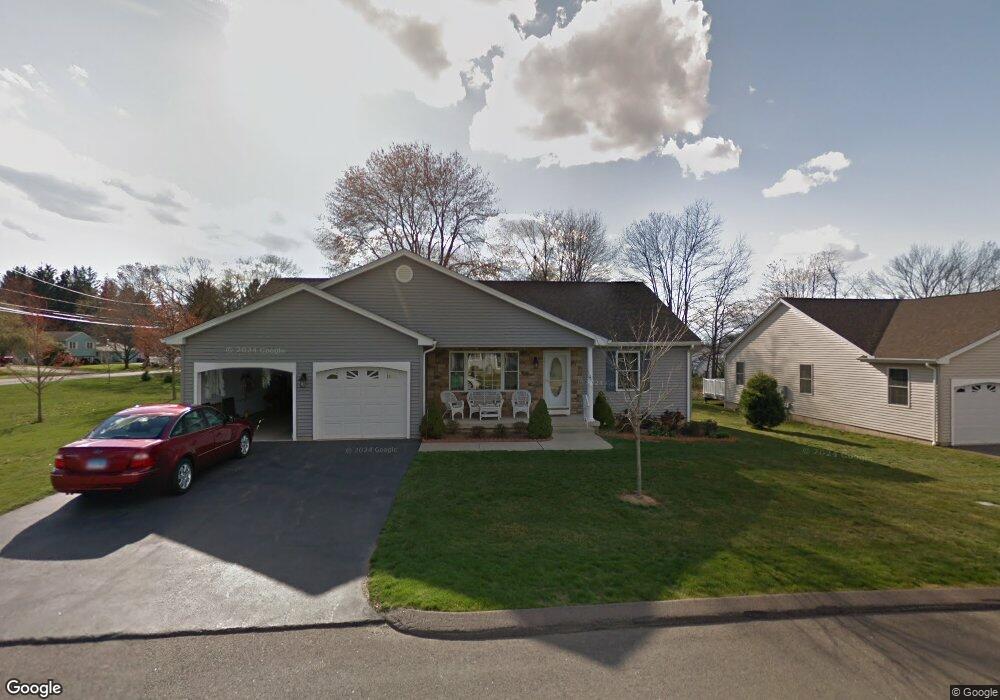 1 Acorn Dr, Broad Brook, CT 06016 - photo 1