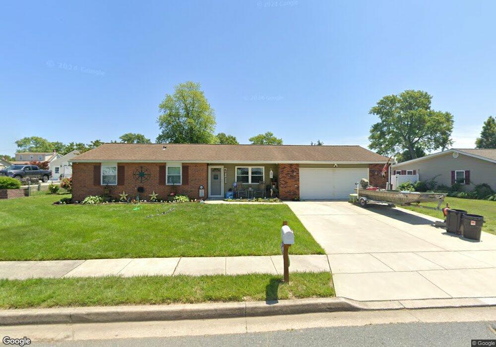 2501 Maple Rd, Sparrows Point, MD 21219 - photo 1