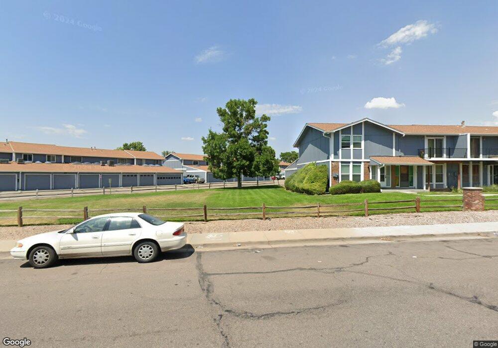 153 Oakland Ct, Aurora, CO 80011 - photo 1