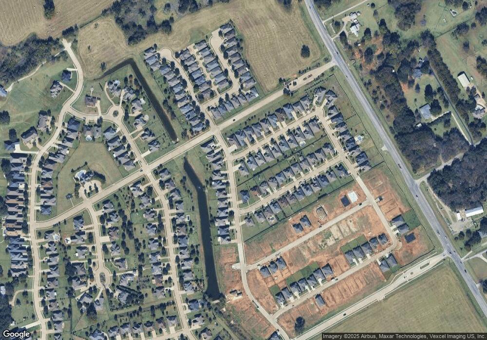 300 Paddle Boat Dr, Granbury, TX 76049 - photo 1