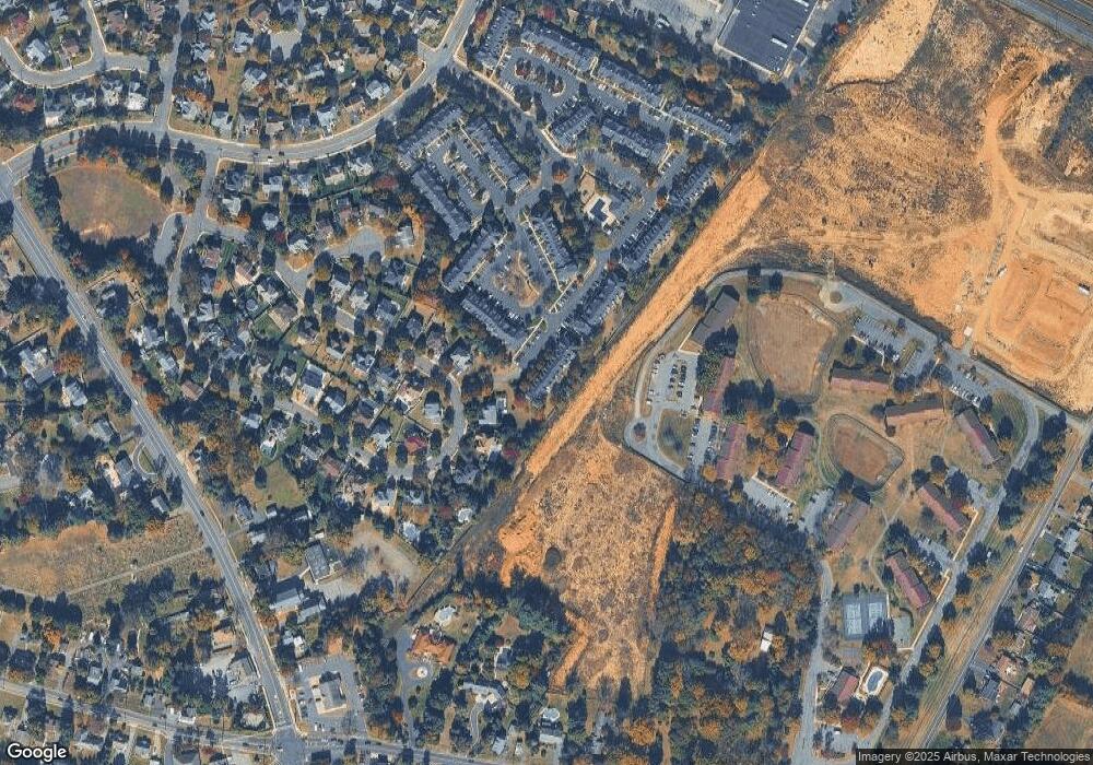 704 Blossom Cir unit 704, Dayton, NJ 08810 - photo 1