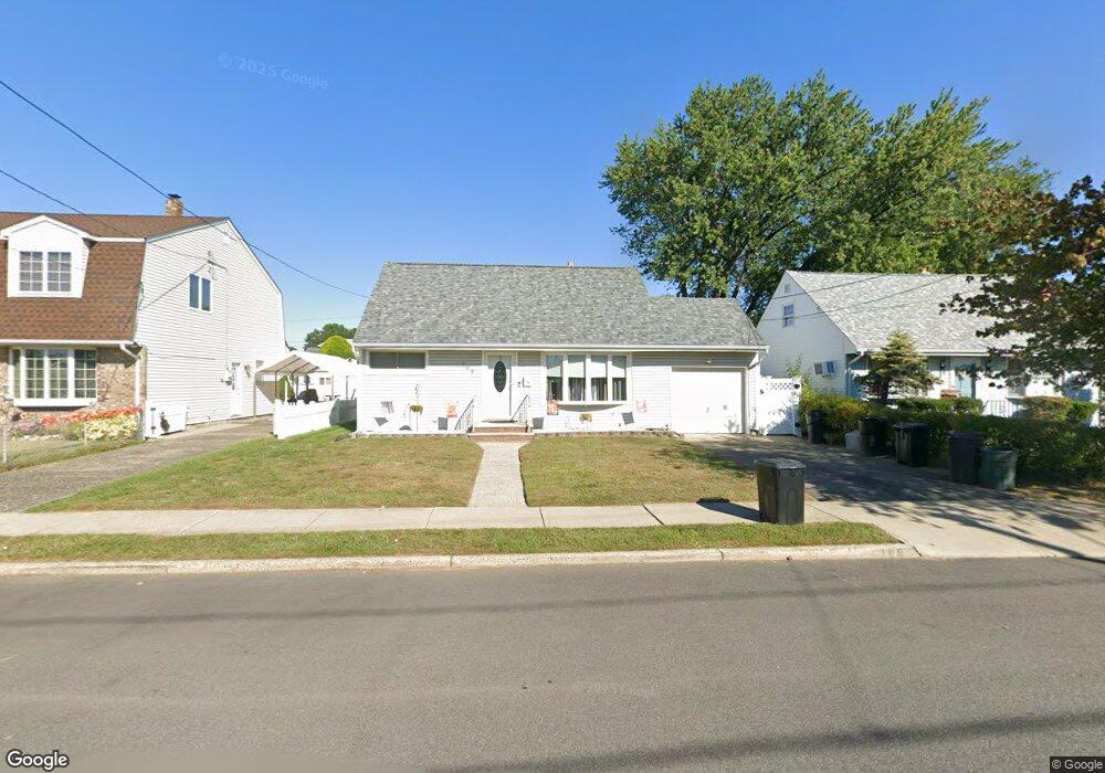 109 Cambridge Ave, Saddle Brook, NJ 07663 - photo 1