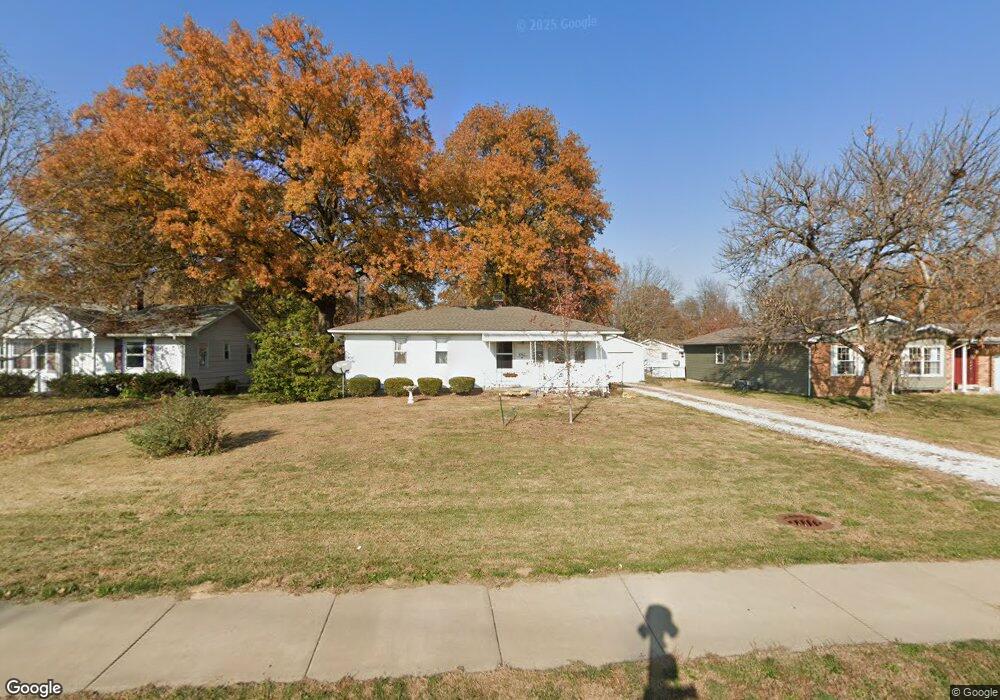 331 Urbanna Dr, Freeburg, IL 62243 - photo 1