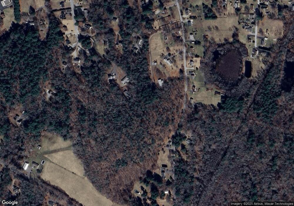 61 Pickett Rd, Plainfield, CT 06374 - photo 1