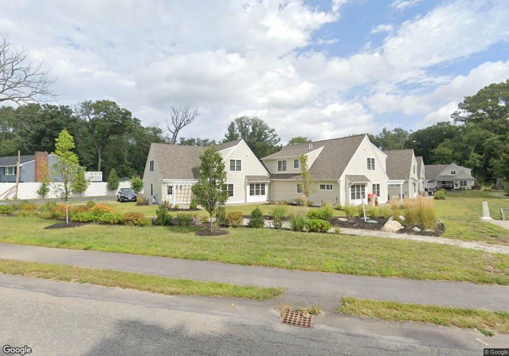 8 Cheevers Path unit 1, Bedford, MA 01730 - photo 1