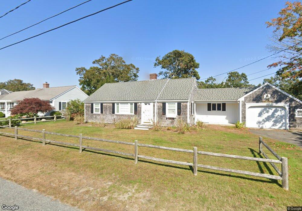 8 Captain Phillips Rd, West Dennis, MA 02670 - photo 1