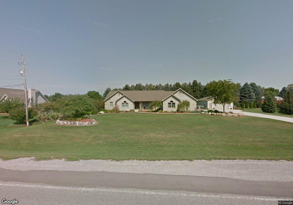 12915 Birch Run Rd, Birch Run, MI 48415 - photo 1