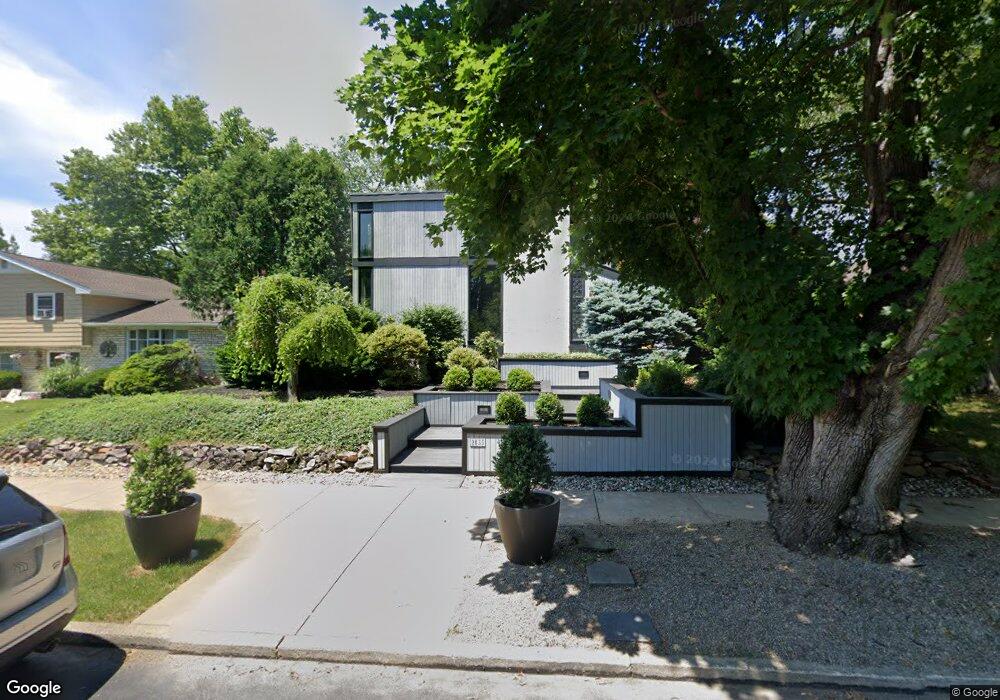 2833 W Greenleaf St unit 2835, Allentown, PA 18104 - photo 1