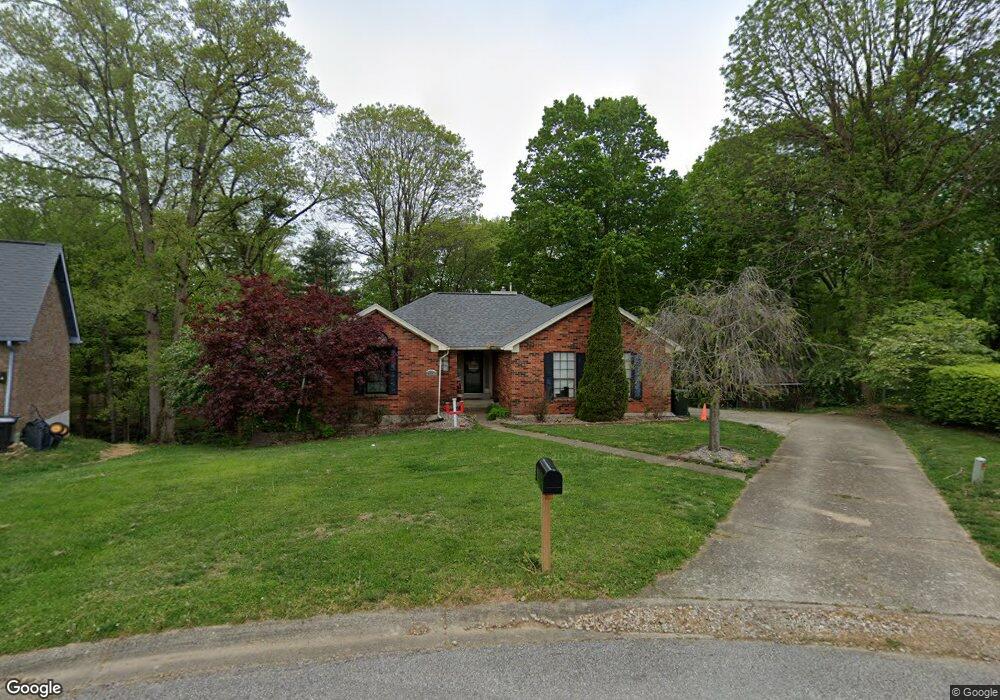 4637 Shady View Dr, Floyds Knobs, IN 47119 - photo 1