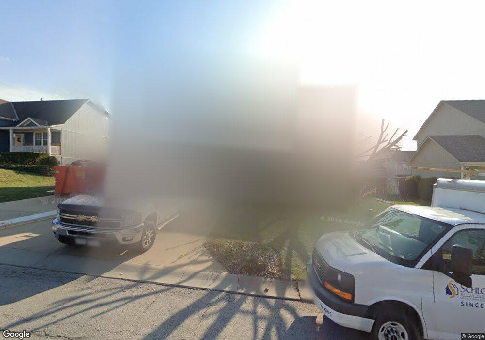 1517 Deer Path, Raymore, MO 64083 - photo 1