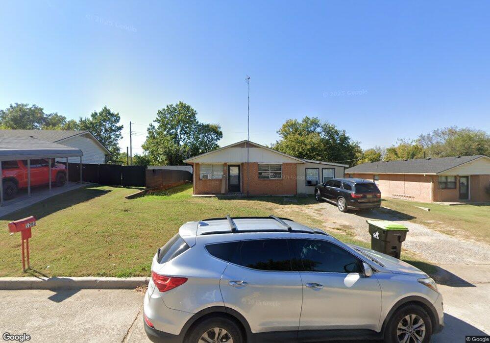 1203 Bolton St, Ada, OK 74820 - photo 1