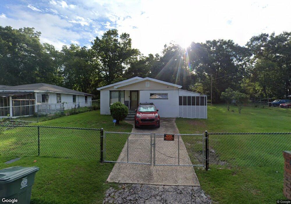 818 Wilder Ave, Dothan, AL 36303 - photo 1