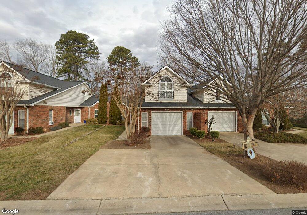 209 Forrestwood Ct, Hendersonville, NC 28792 - photo 1