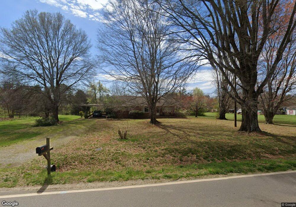 419 Jennings Rd, Statesville, NC 28625 - photo 1