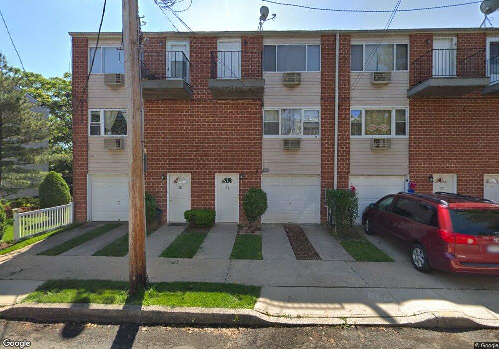 34 Francine Ct unit B, Staten Island, NY 10306 - photo 1