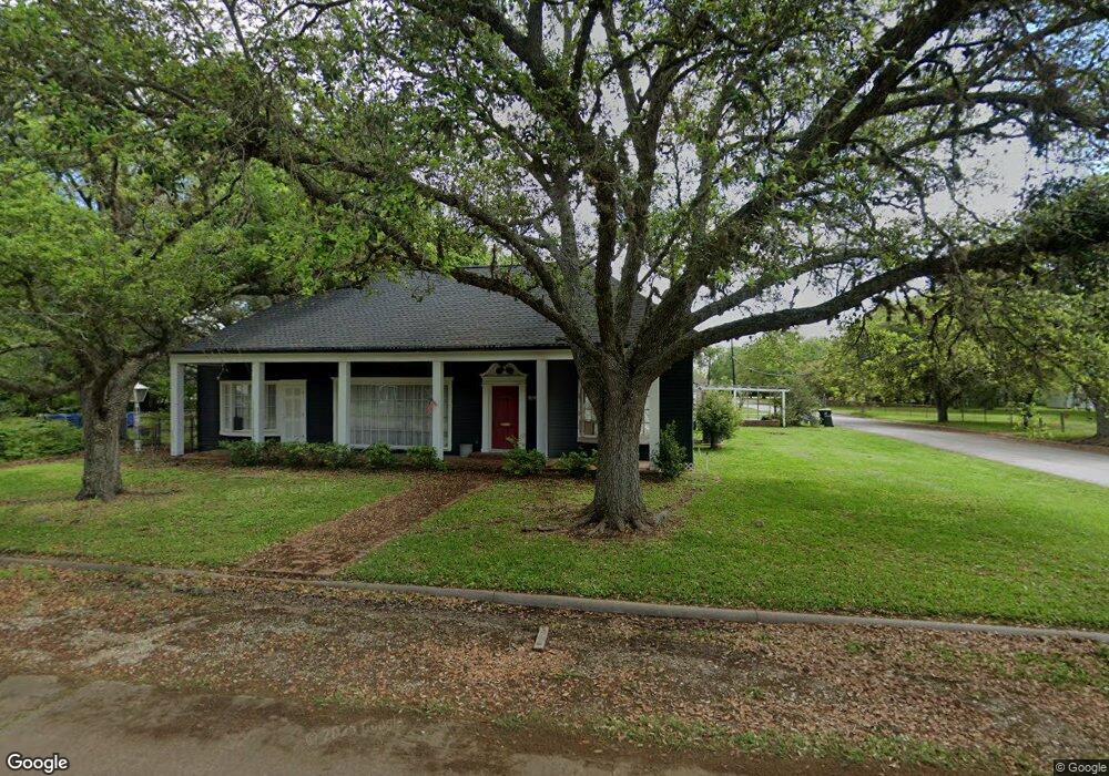 2925 Avenue H, Bay City, TX 77414 - photo 1