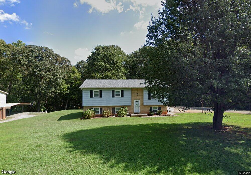 5128 Hilo Dr, Conover, NC 28613 - photo 1