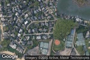 13 Sunwich Rd, Norwalk, CT 06853