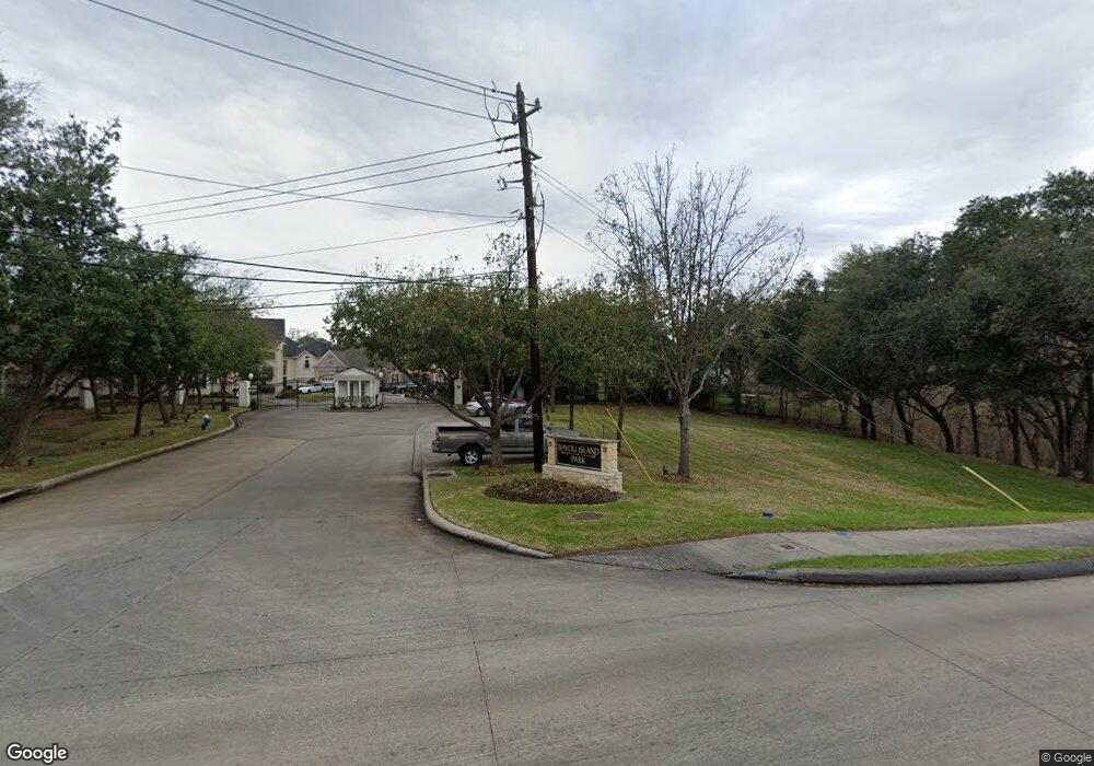 1006 Bayou Island Dr, Houston, TX 77063 - photo 1